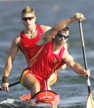 Alfredo Bea e David Mascato, coas camisolas da selección española