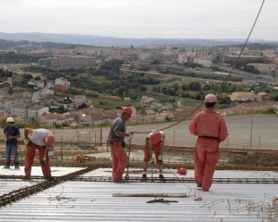 No Gaiás, e Compostela ao fondo